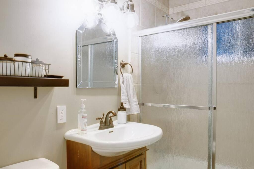 Relaxingrejuvenating 4Br 3 And Half Ba Cabin Munds Park Buitenkant foto